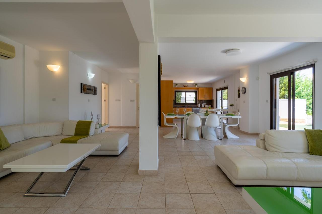Lime 3-Bedroom Villa In Protaras Exterior foto