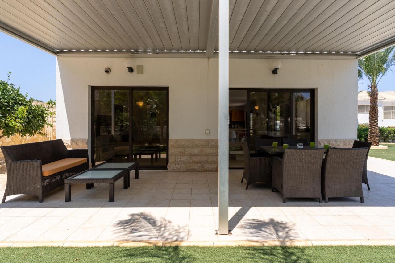 Lime 3-Bedroom Villa In Protaras Exterior foto